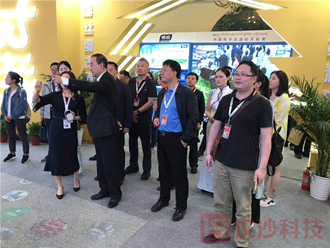 河南省委常委、常務(wù)副省長黃強(qiáng)