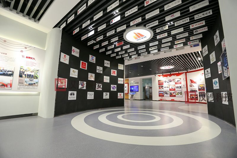 川東集團(tuán)企業(yè)展廳